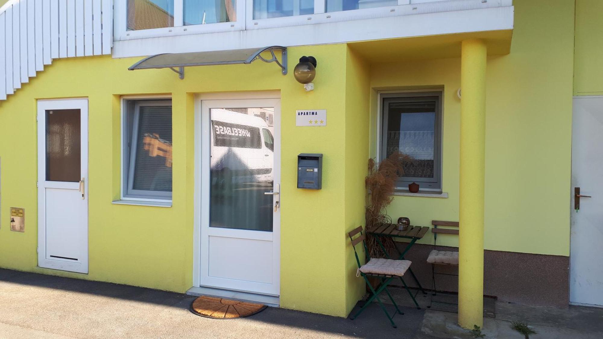 Helena Apartment Trzin Exterior foto